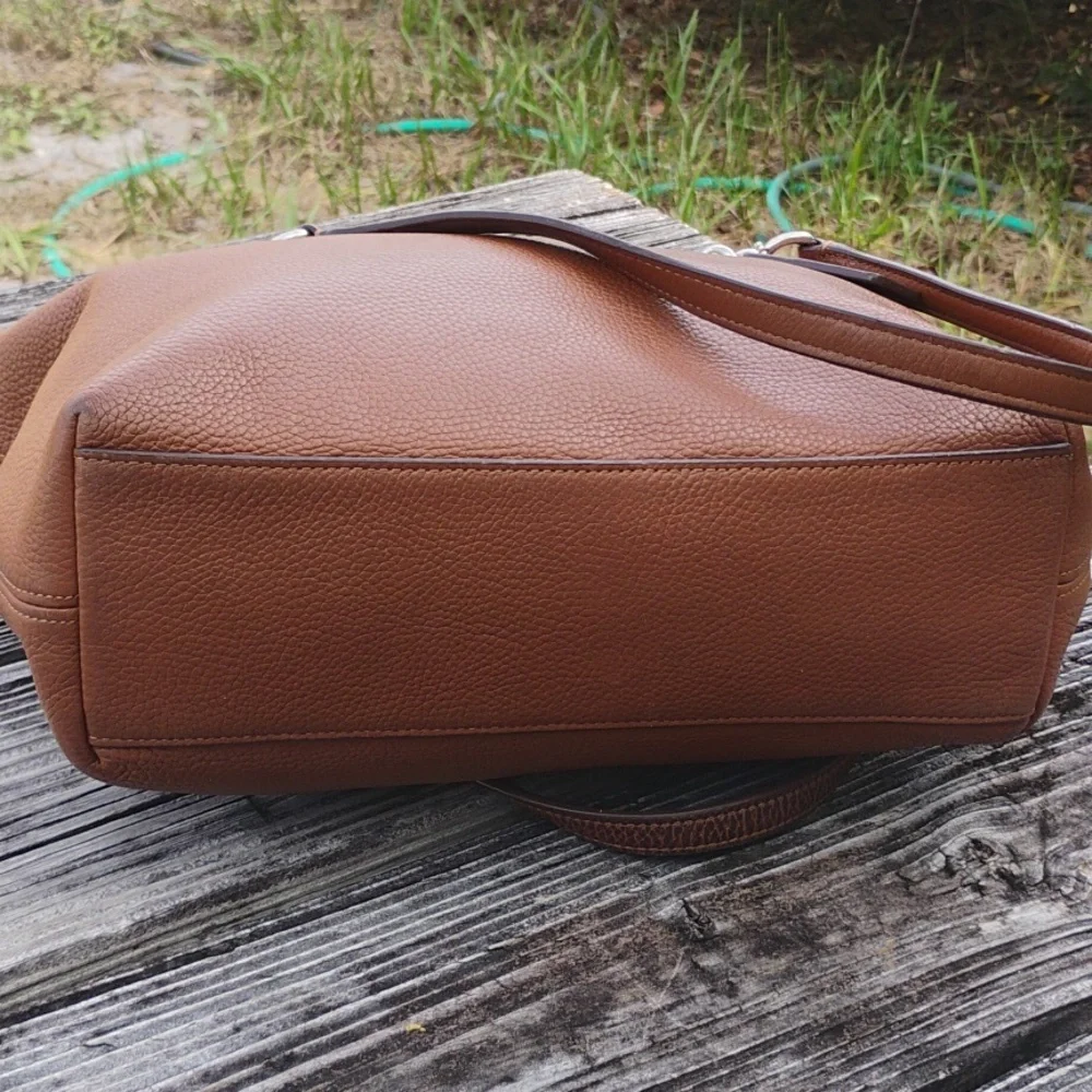 🍍Coach Sophia Tote In Tan/Brown Pebbled Leather - Picture 8 of 16